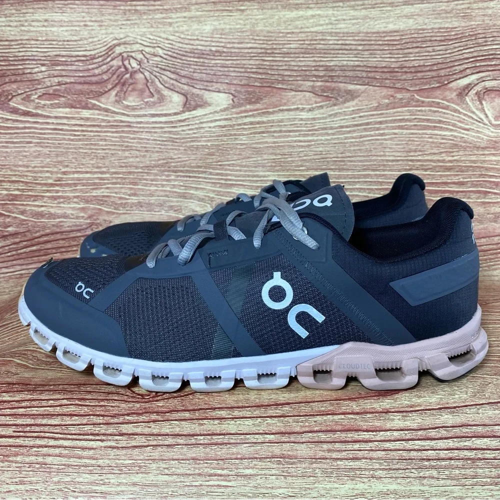 ** sold sold ** On Running Cloud Flow Running Walking Sneakers 11 - Picture 1 of 9